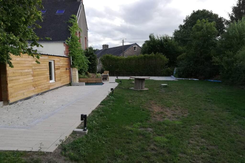 La Maison Reseau Cycle Et Gites Clécy Exteriér fotografie